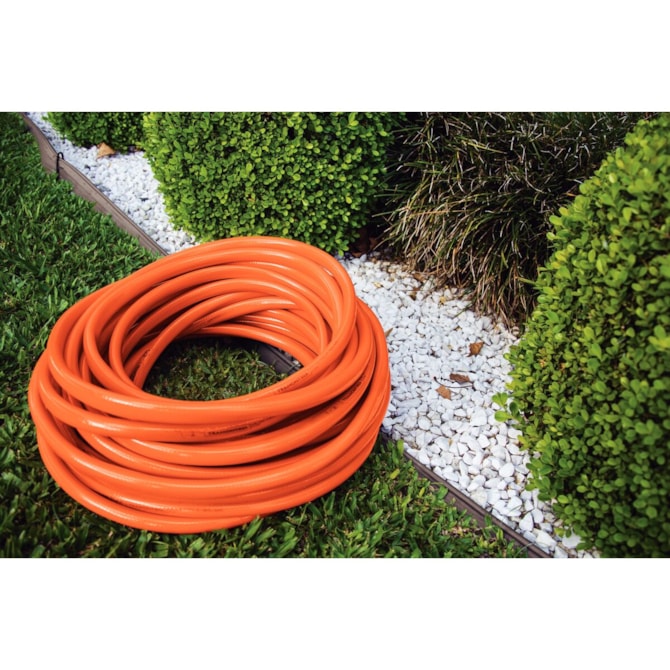 MANGUEIRA MULTI 1/2'' LARANJA EM PVC 3 CAMADAS 15M C/ ENGATES RÁPIDOS E ESGUICHO TRAMONTINA